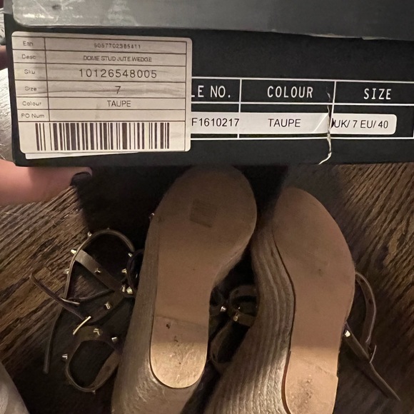 Worn once! Beige Studded Wedges in size US 9(UK 7) - Picture 8 of 8